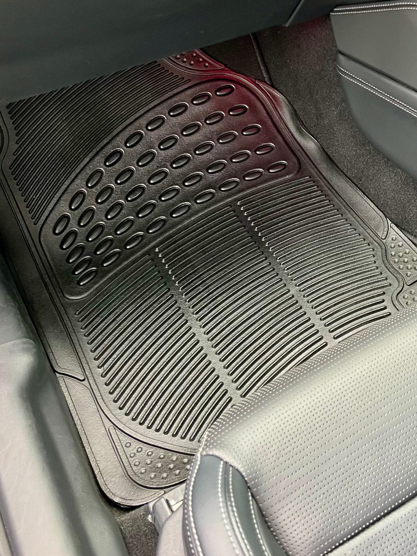 Universal All-Weather 4 Piece Rubber Car Floor Mat Set